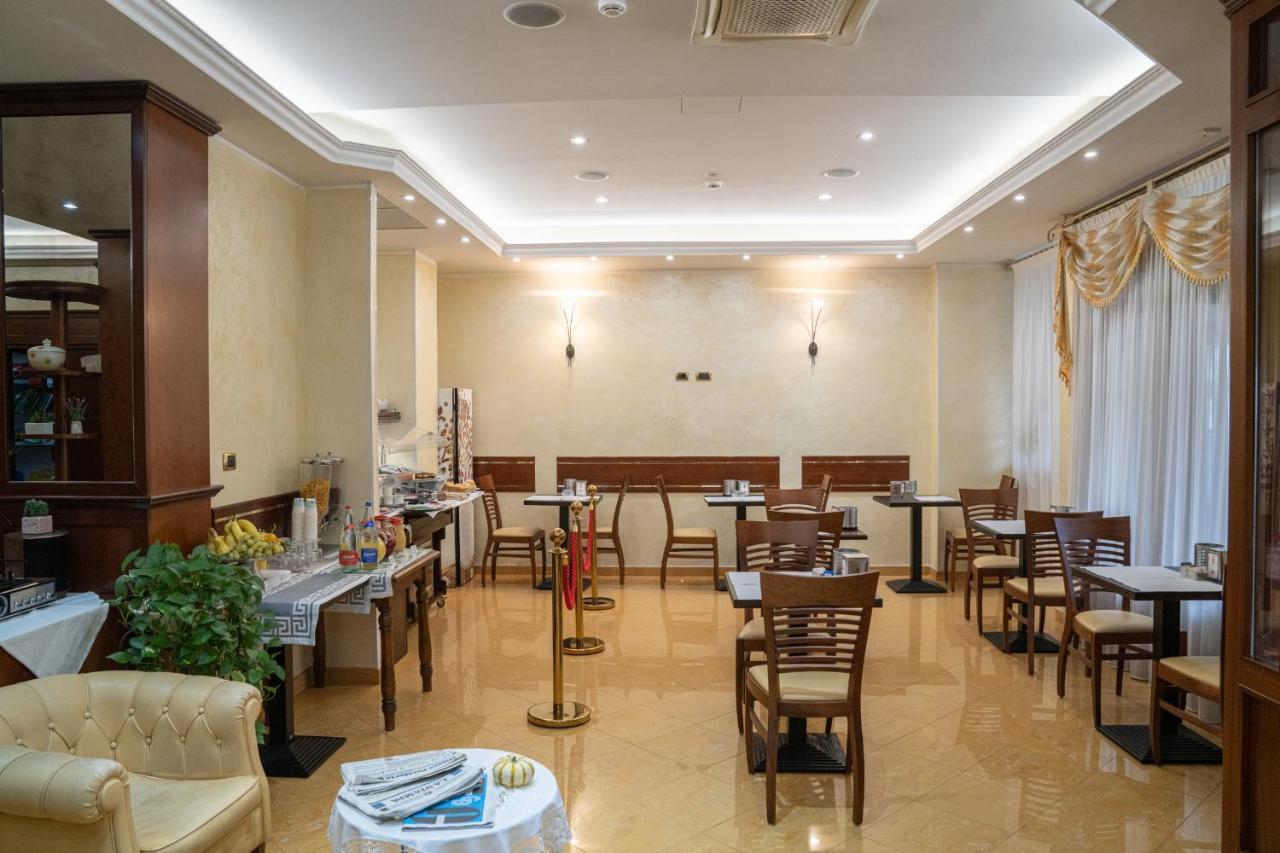 Hotel La Noce Chivasso Eksteriør billede