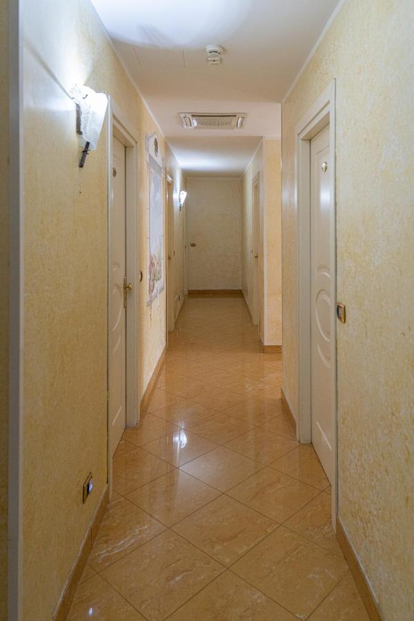 Hotel La Noce Chivasso Eksteriør billede