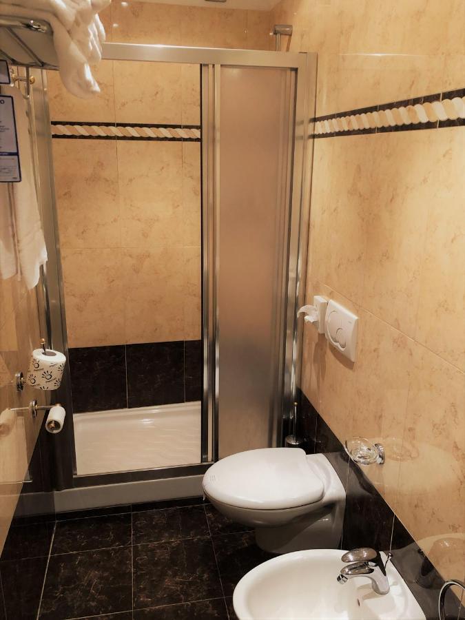 Hotel La Noce Chivasso Eksteriør billede
