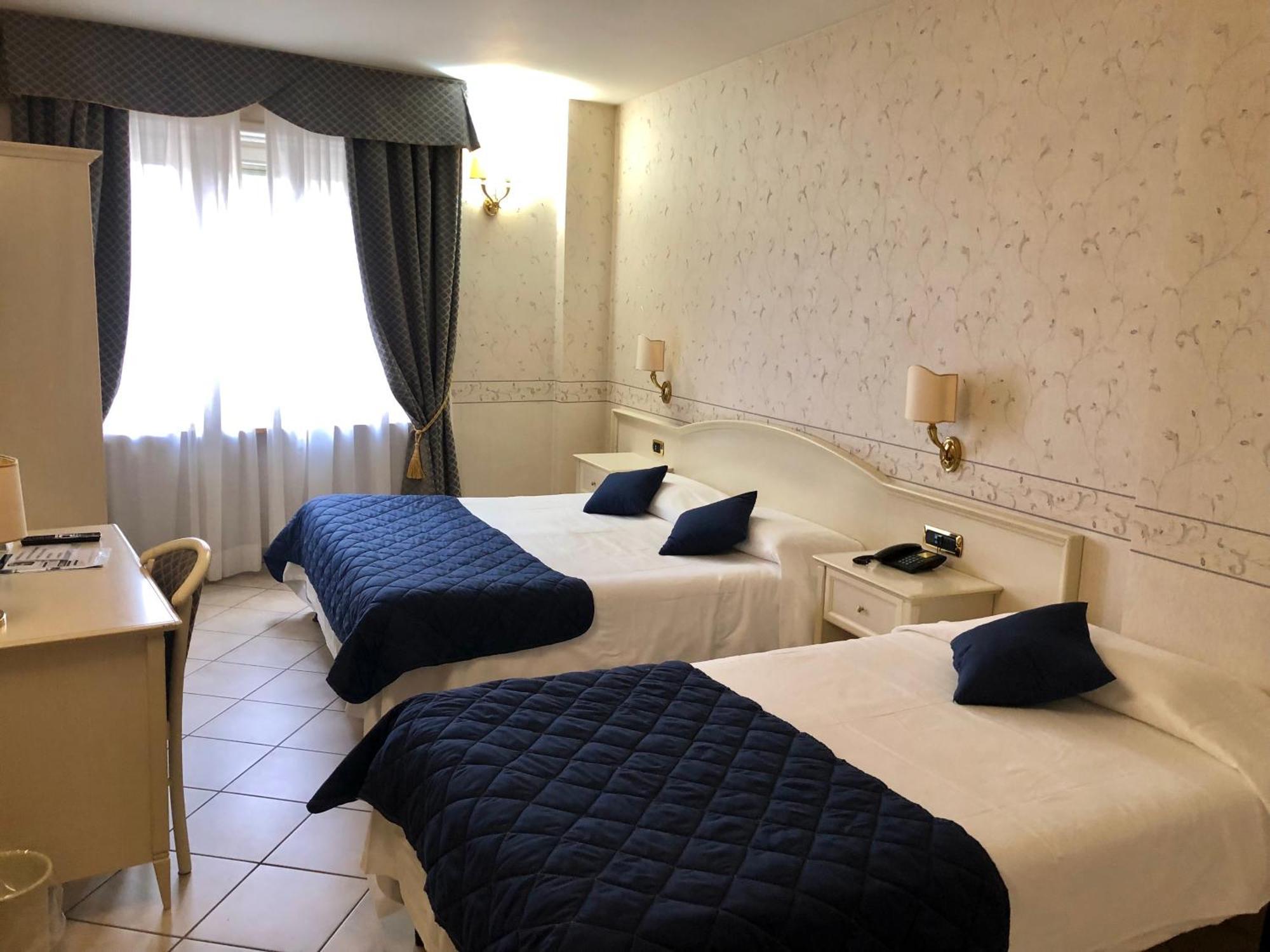 Hotel La Noce Chivasso Eksteriør billede